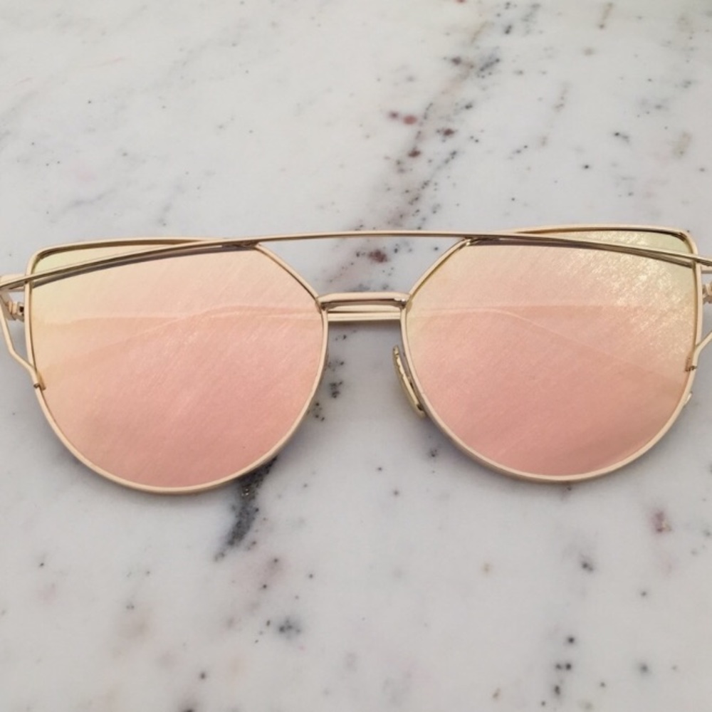 Sunglasses 🕶